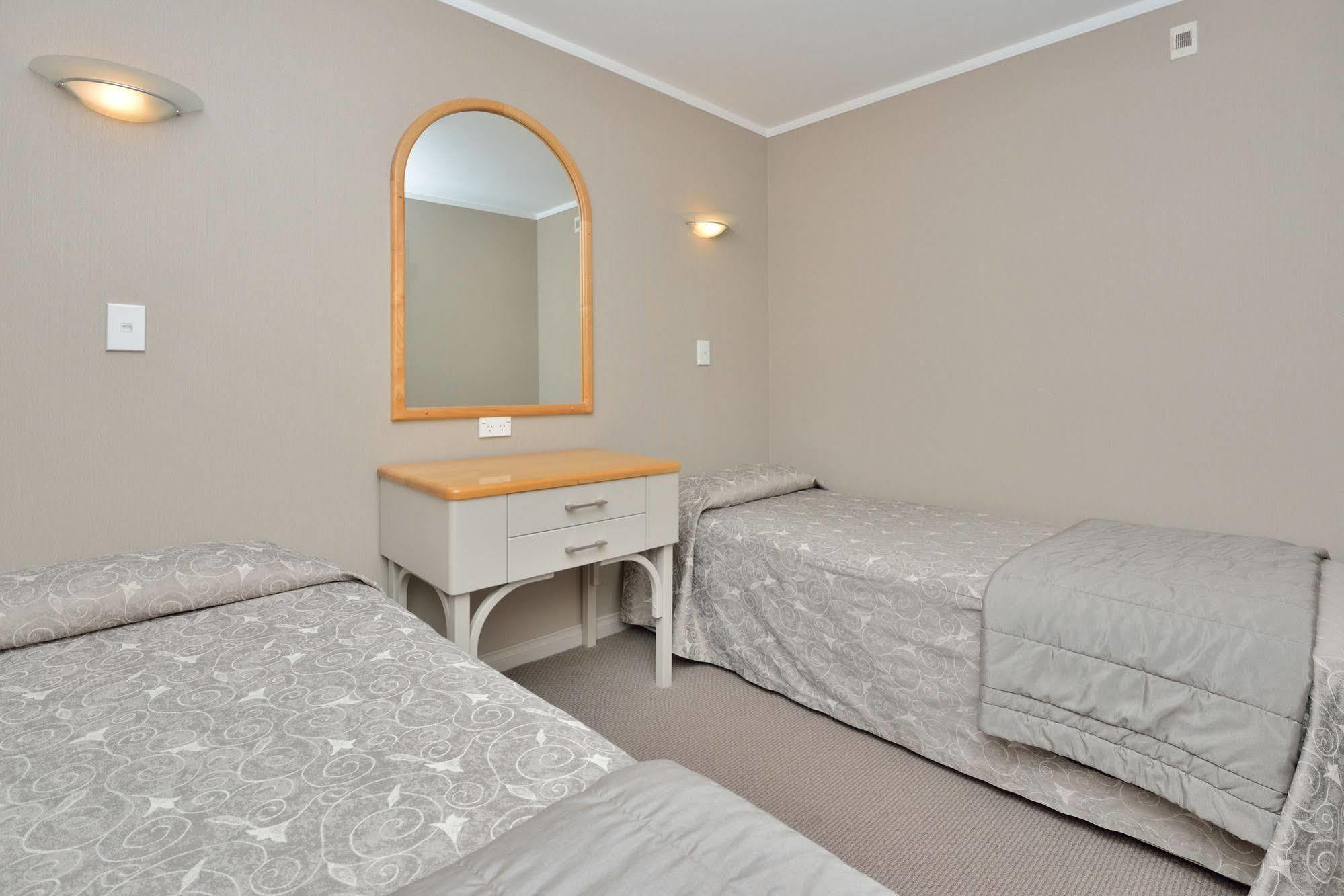 Shoreline Motel Napier Kültér fotó